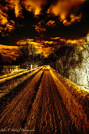 Dark Winding path PVH