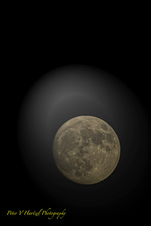 Harvest Moon-soft light halo