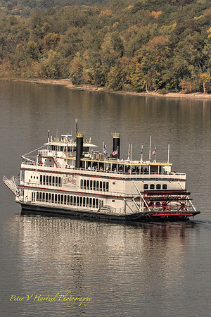 Avalon on the st.croix during the Fall